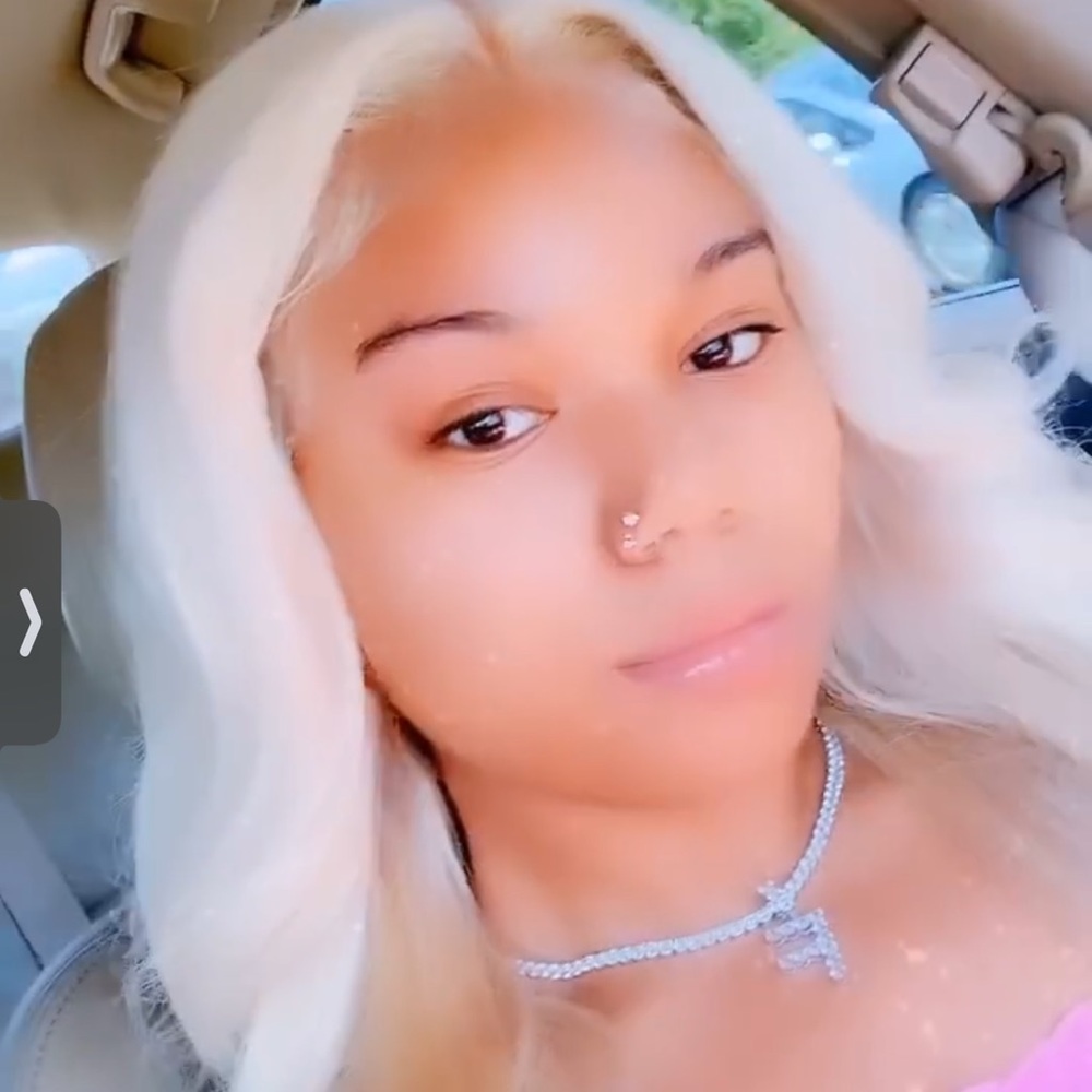 Meet your Posher, Faith